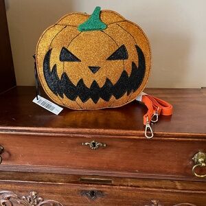 Unique vintage jack-o-lantern pumpkin purse